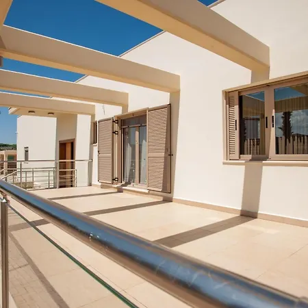 Luxury 6-bedroom With Private Pool- Prigipessa