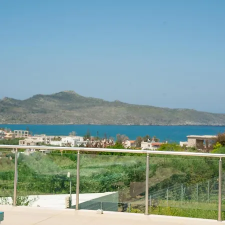 Luxury 6-bedroom With Private Pool- Prigipessa Villa La Canea