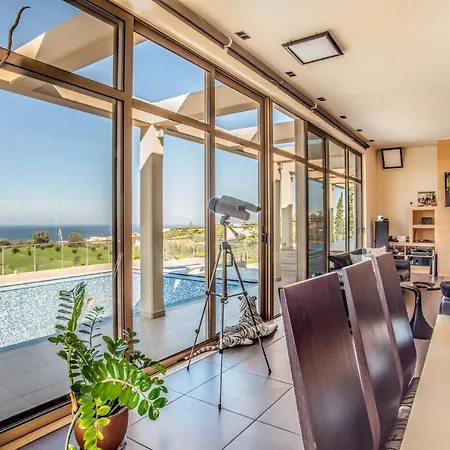 Luxury 6-bedroom With Private Pool- Prigipessa