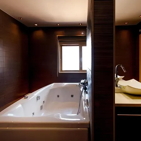 Villa Luxury 6-bedroom With Private Pool- Prigipessa