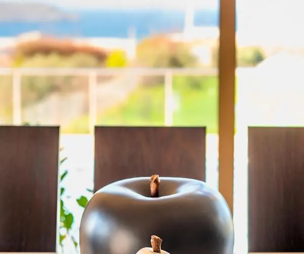 Luxury 6-bedroom With Private Pool- Prigipessa