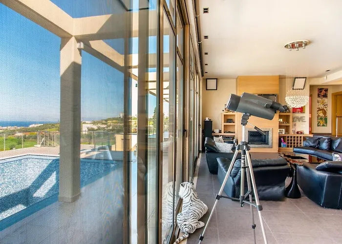 Luxury 6-bedroom With Private Pool- Prigipessa Villa Chania (Crete)