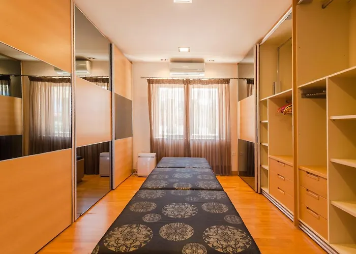 Luxury 6-bedroom With Private Pool- Prigipessa Villa *