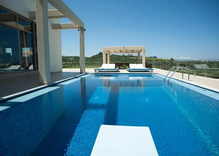 Luxury 6-bedroom With Private Pool- Prigipessa Villa Chania (Crete)