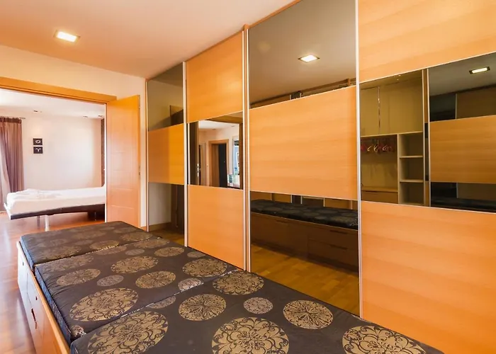 Luxury 6-bedroom With Private Pool- Prigipessa *