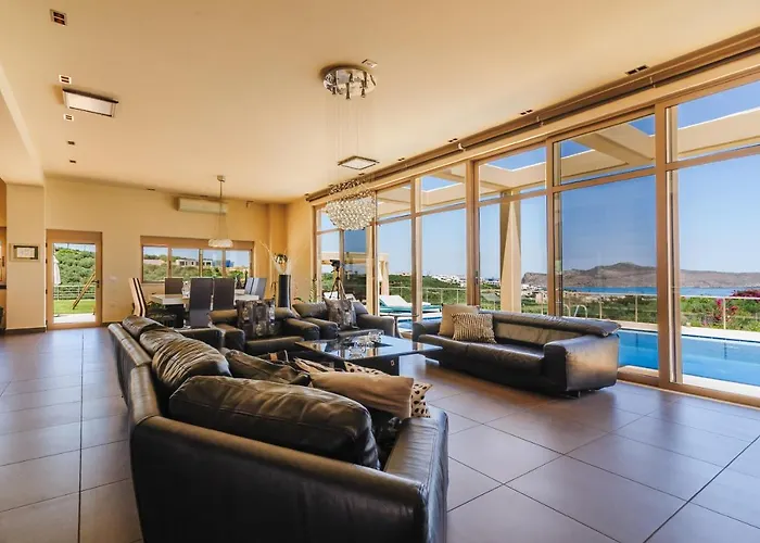 Luxury 6-bedroom With Private Pool- Prigipessa