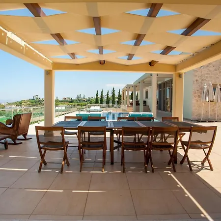Luxury 6-bedroom With Private Pool- Prigipessa Chania (Crete)
