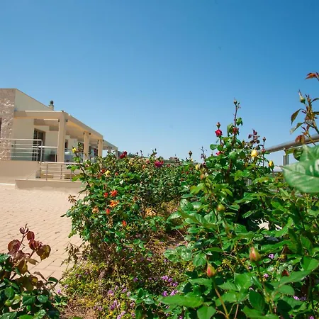 Villa Luxury 6-bedroom With Private Pool- Prigipessa