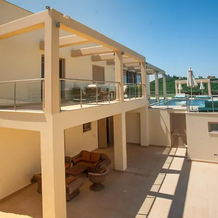 Villa Luxury 6-bedroom With Private Pool- Prigipessa Chania (Crete)