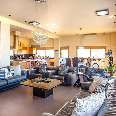 Villa Luxury 6-bedroom With Private Pool- Prigipessa