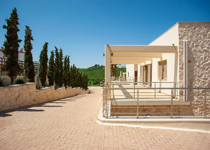 Villa Luxury 6-bedroom With Private Pool- Prigipessa *