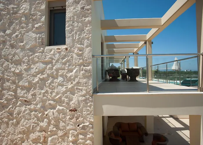 Luxury 6-bedroom With Private Pool- Prigipessa