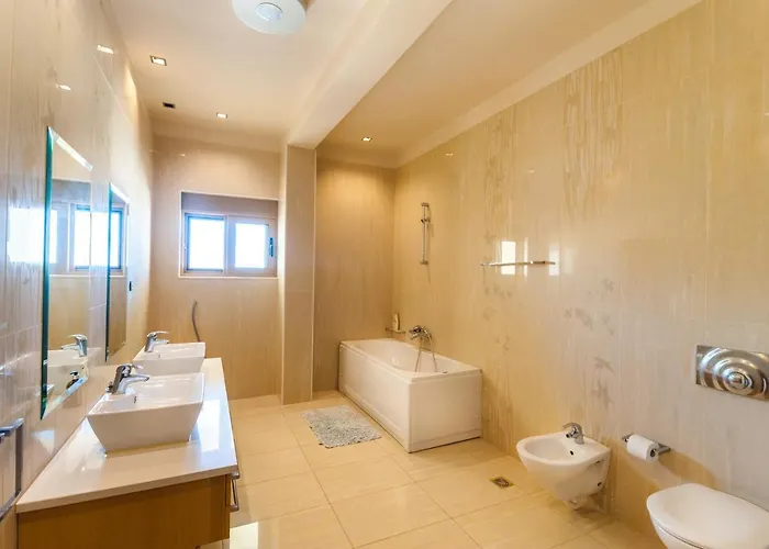 Villa Luxury 6-bedroom With Private Pool- Prigipessa *